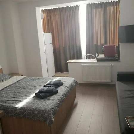 Appartement Gara Dinu à Bucarest Extérieur photo