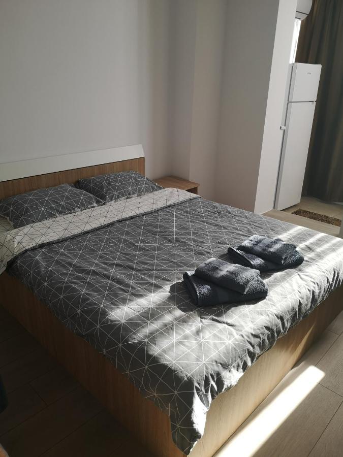 Appartement Gara Dinu *