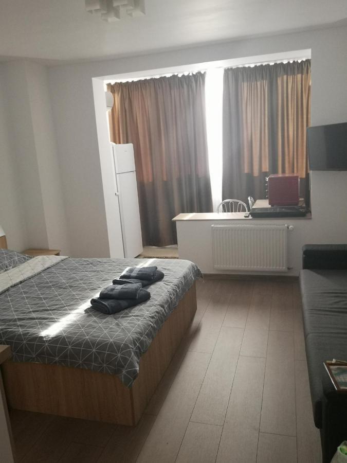 Appartement Gara Dinu *